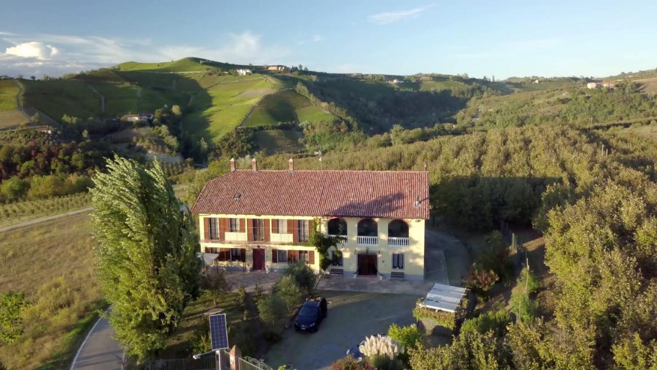 La Casa Dei Masue' Guest House อัลบา ภายนอก รูปภาพ